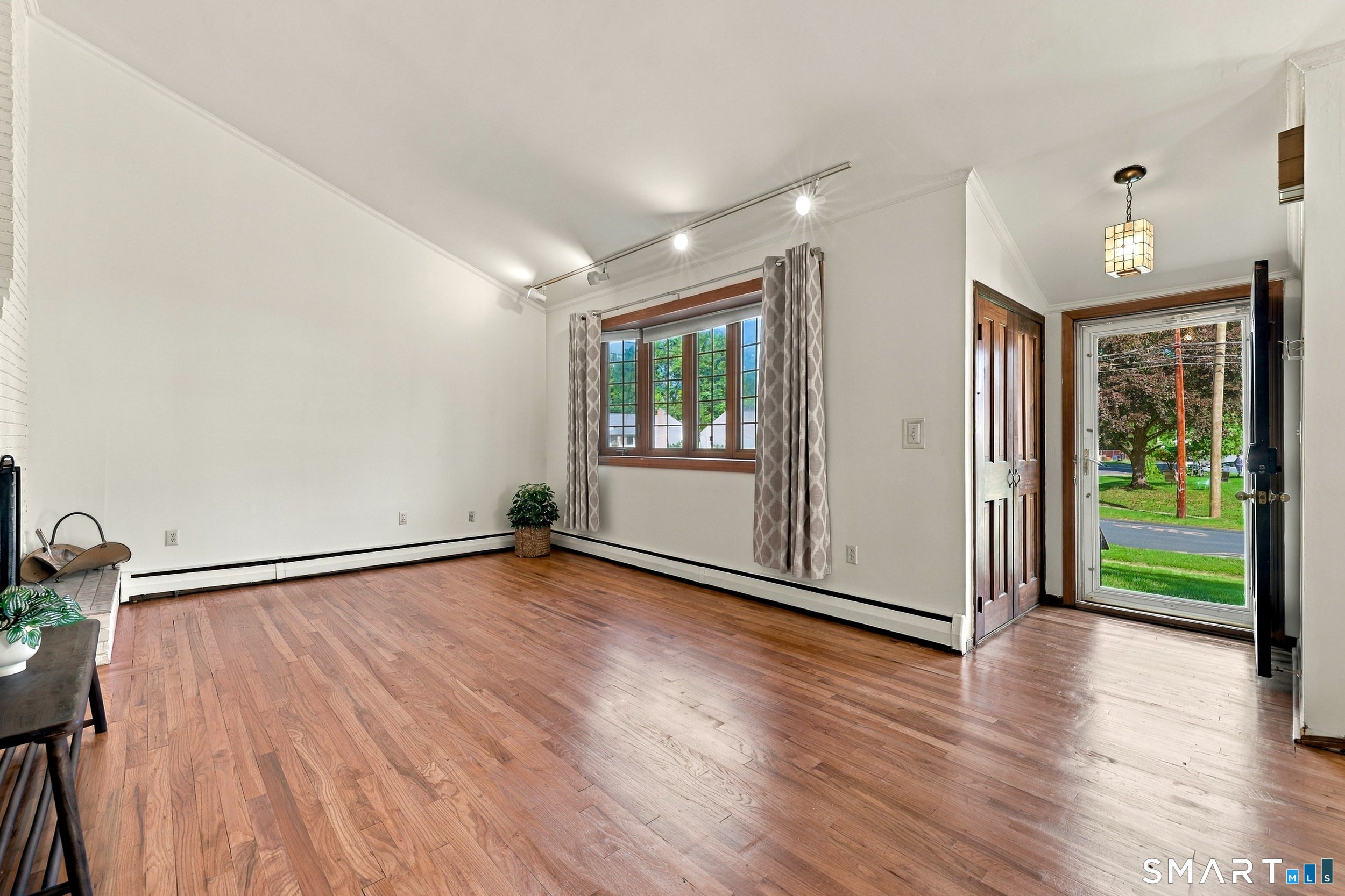71 Hilldale Road