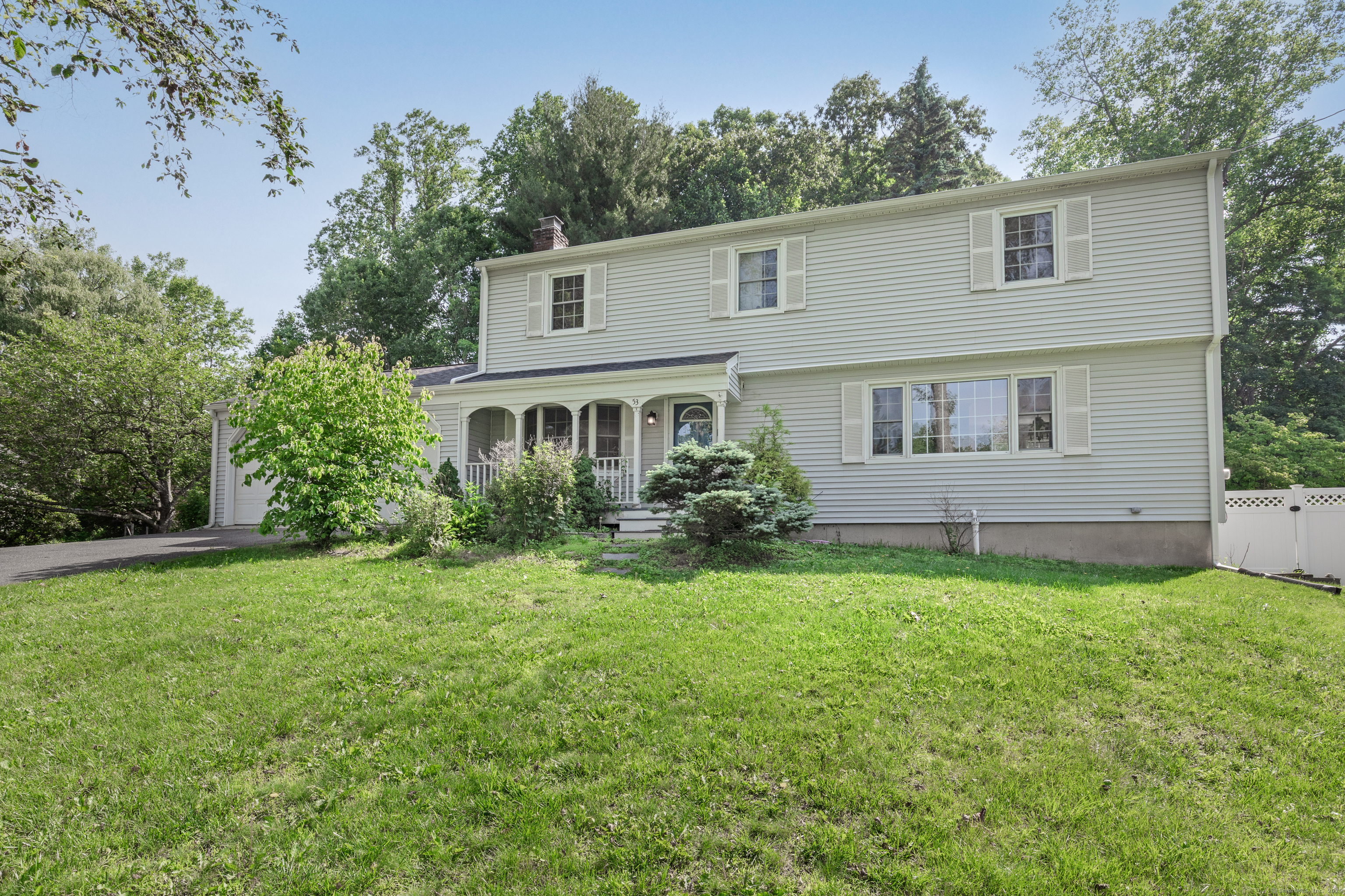 Property for Sale at Ridgedale Road, Bethel, Connecticut - Bedrooms: 4 
Bathrooms: 3 
Rooms: 8  - $599,000