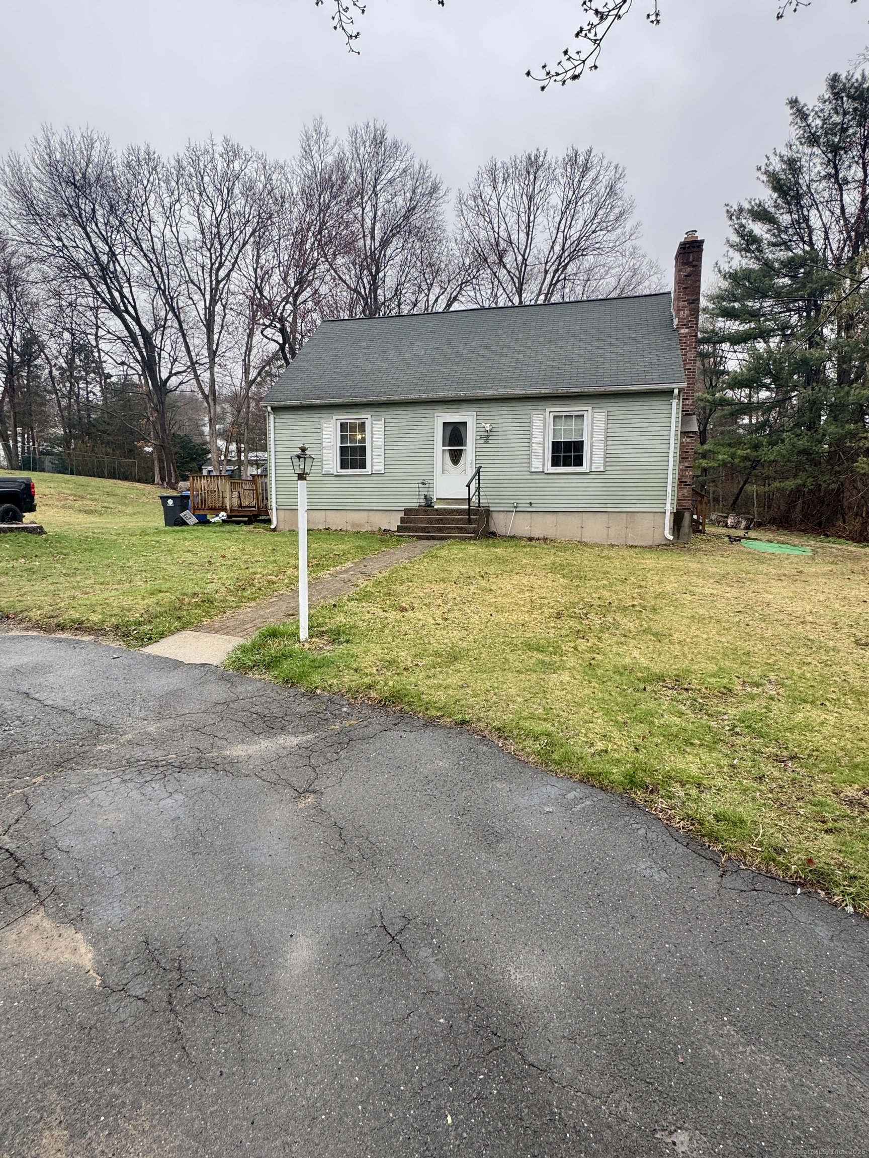 26 Kilmartin Avenue, Bristol, Connecticut image 2