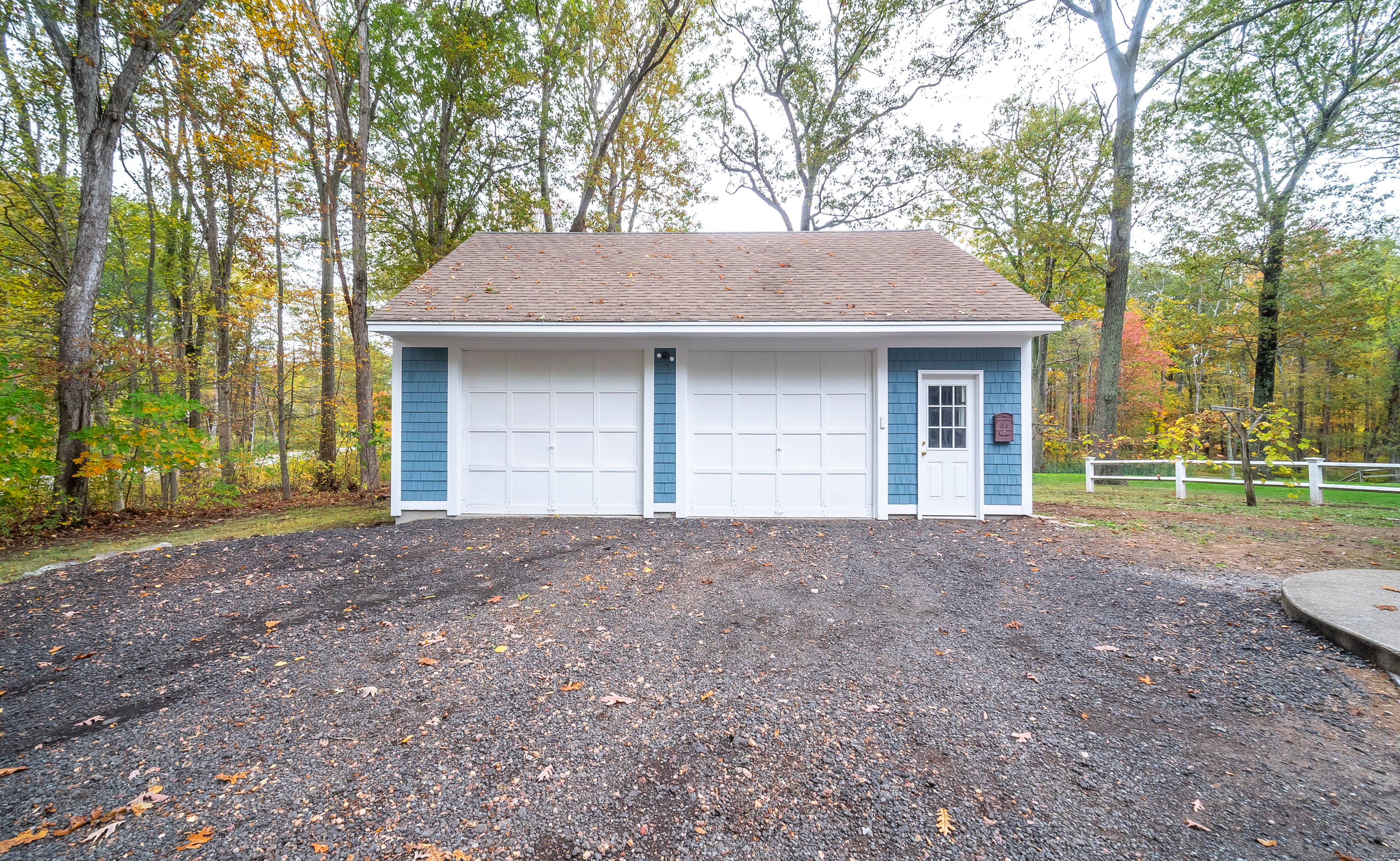 882 Killingworth Road