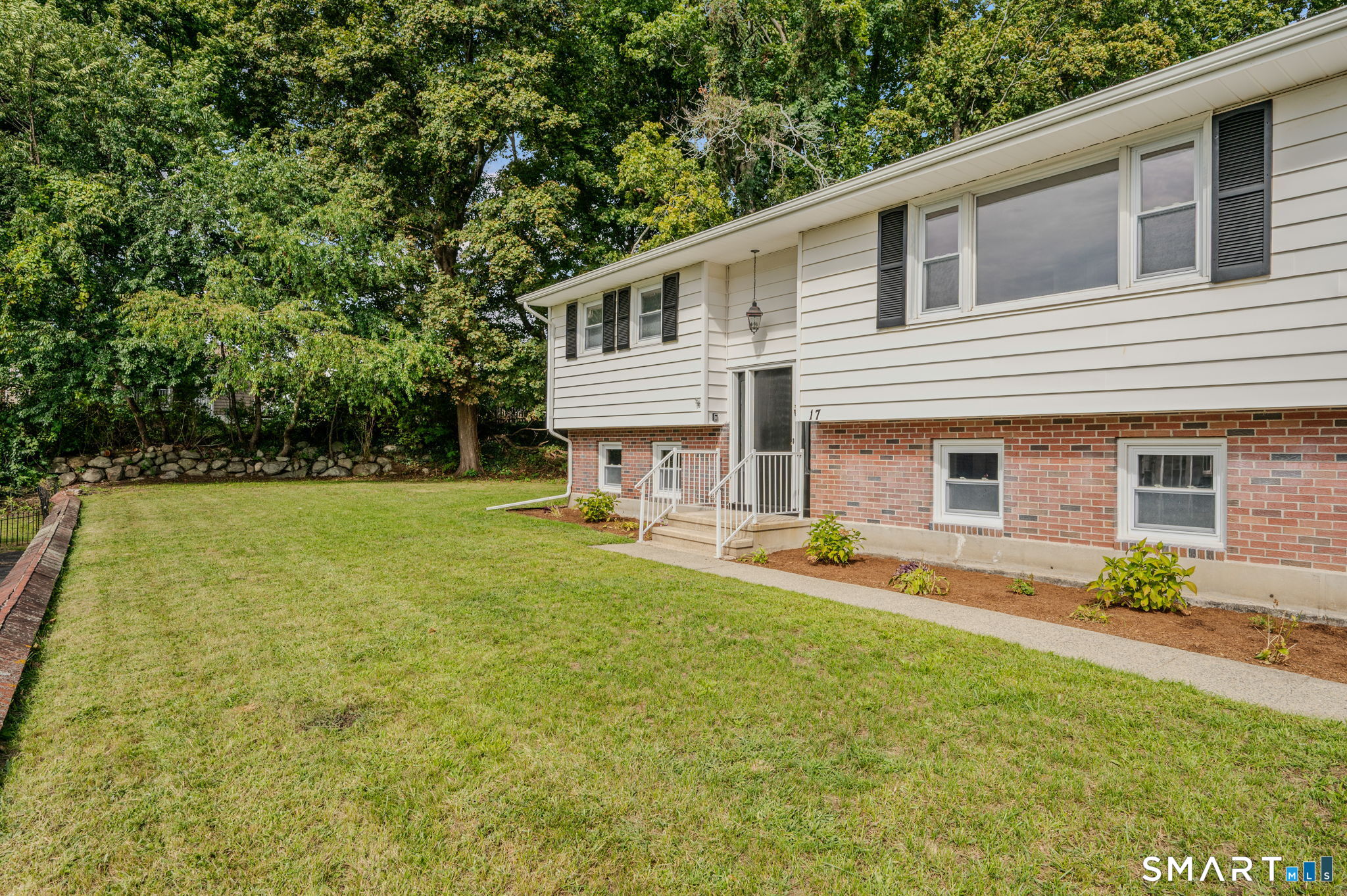 17 Elrin Place