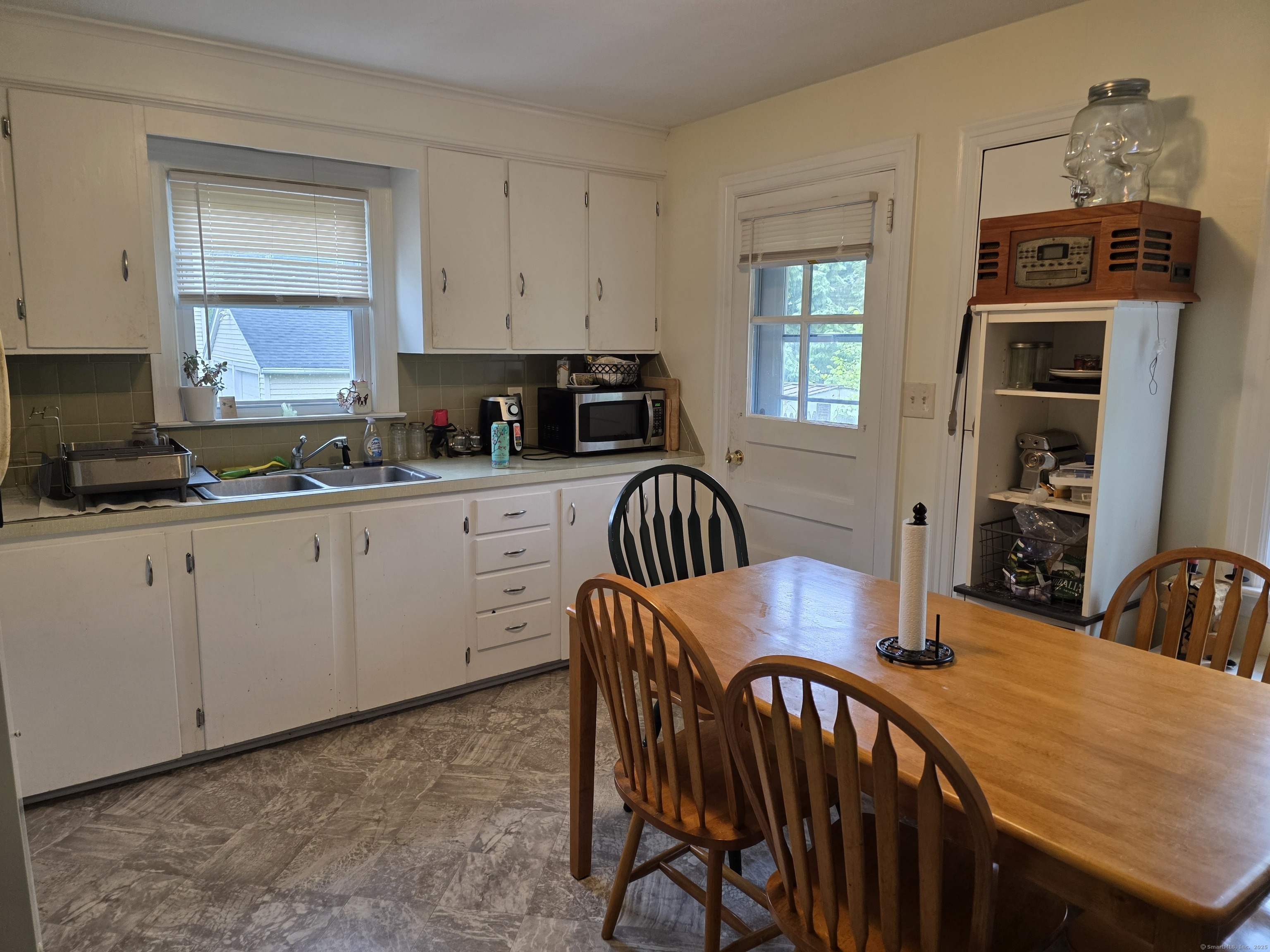 13 Keller Avenue