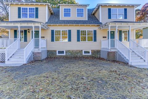 Photo of 51 Warner Street, Groton, CT 06340 (MLS # 24135350)