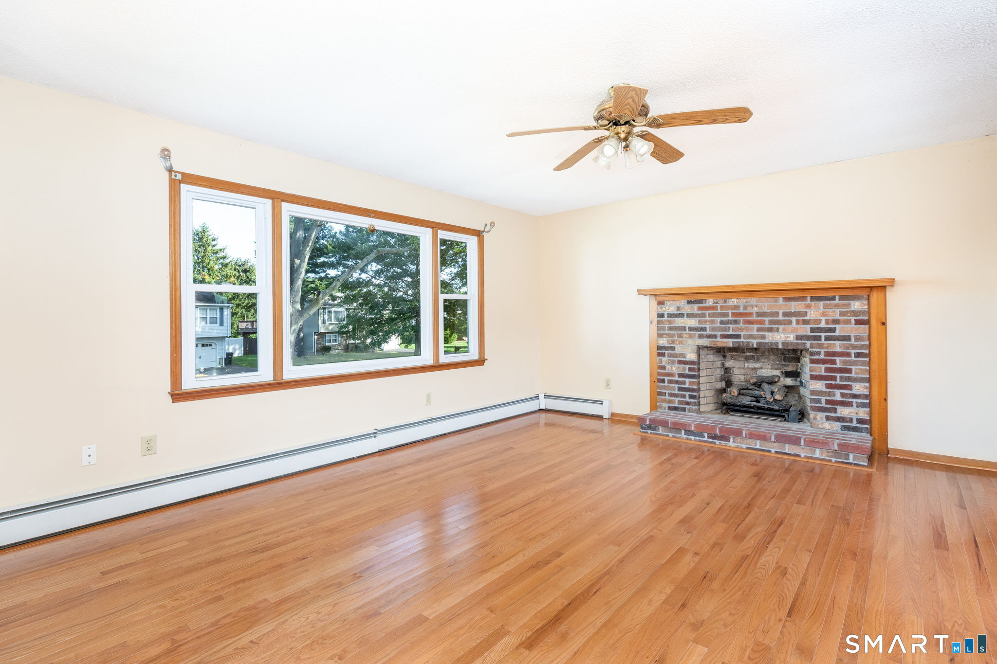 11 Londonderry Lane