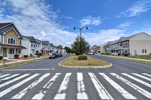 Tiny photo for 71 Osten Boulevard #71, Hartford, CT 06106 (MLS # 24133950)