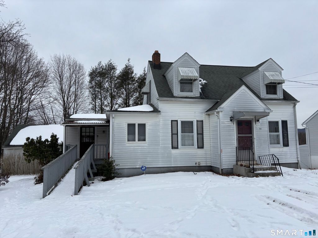 Photo of 101 Ridgefield Street, Meriden, CT 06450 (MLS # 24146436)