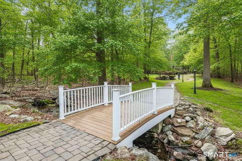 Condo For Sale - 521 Heatherwood Court #521<br/> Oxford, CT 06478