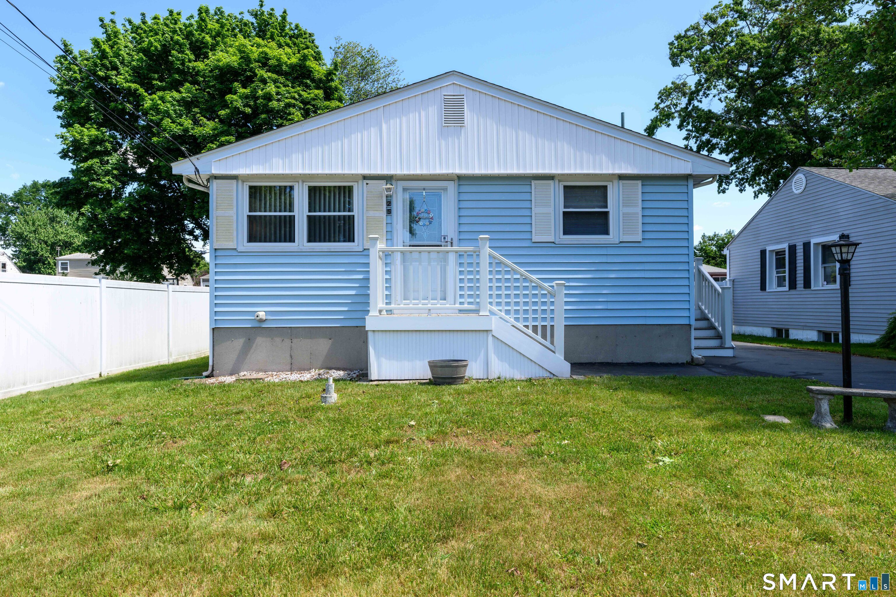 25 Waldo Street