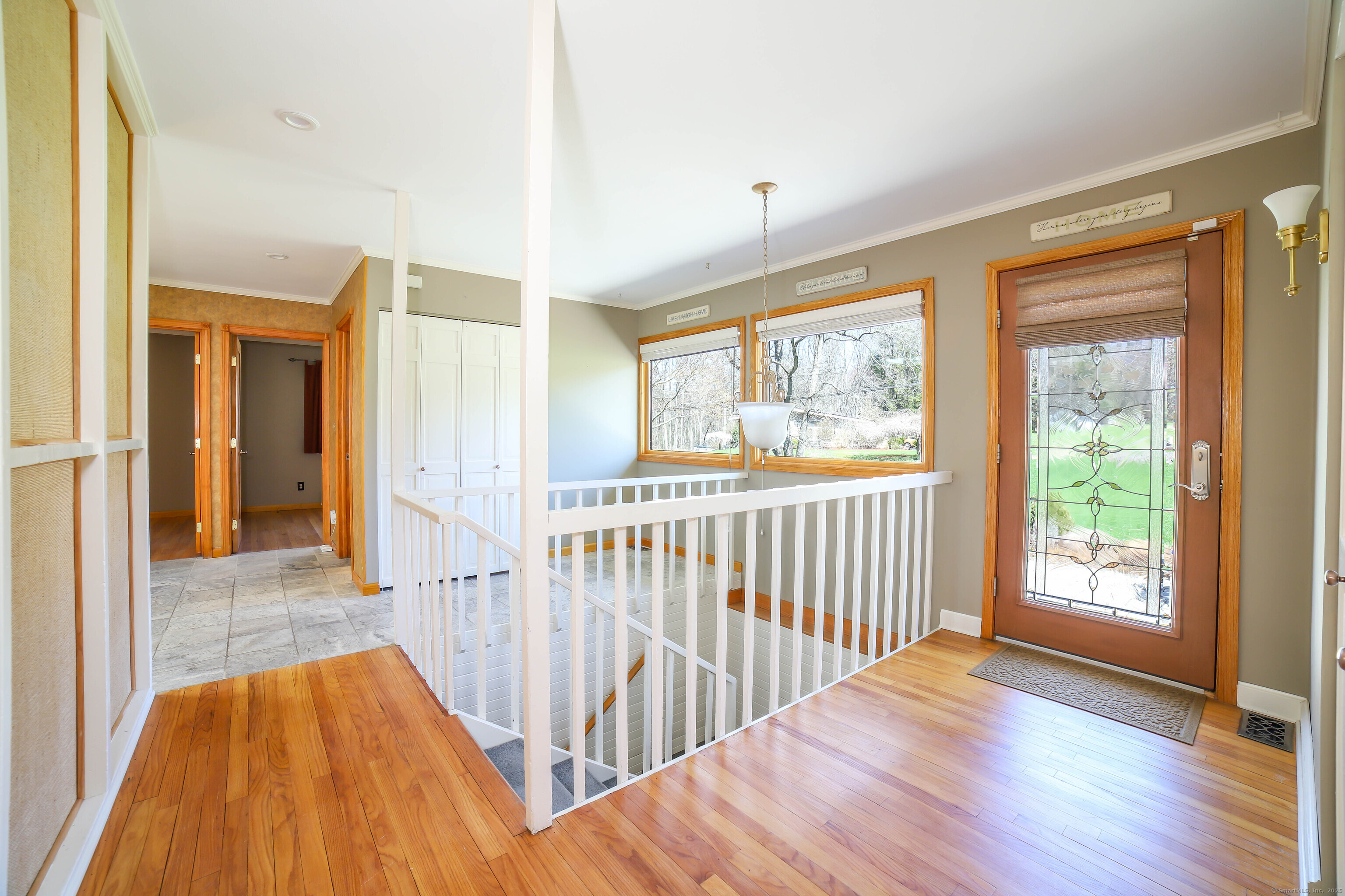586 Stone Hill Road, Orange, Connecticut image 4