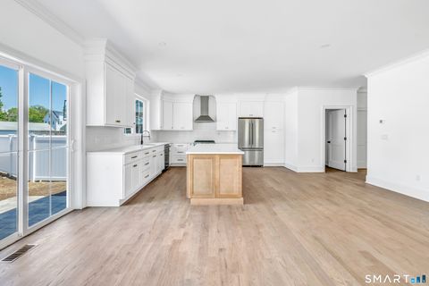 Tiny photo for 27 Suzanne Circle, Fairfield, CT 06825 (MLS # 24153308)