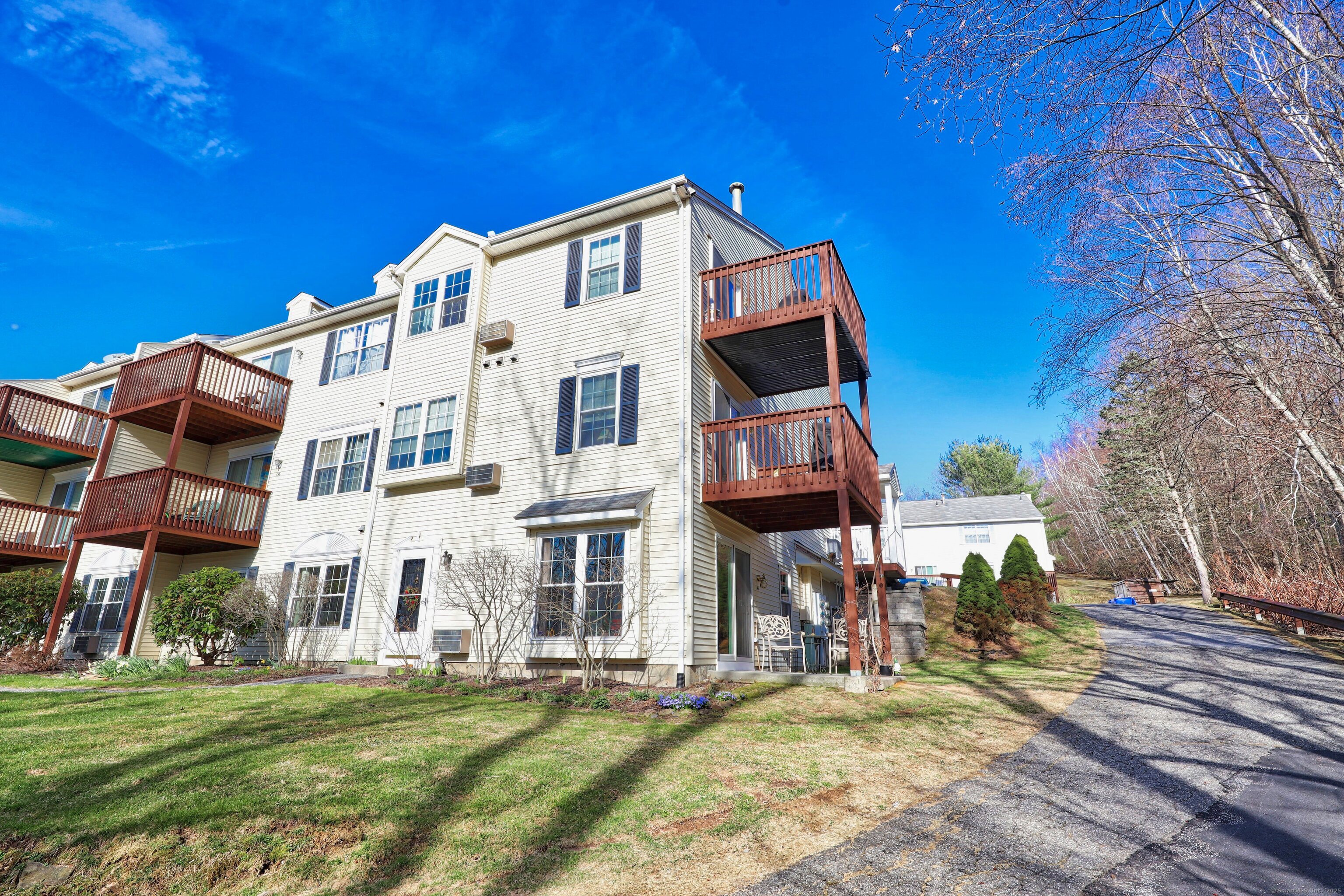 144 Spyglass Court #144, Torrington, Connecticut image 1
