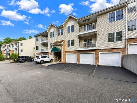 Tiny photo for 21227 Arganese Place #211, Trumbull, CT 06611 (MLS # 24198911)