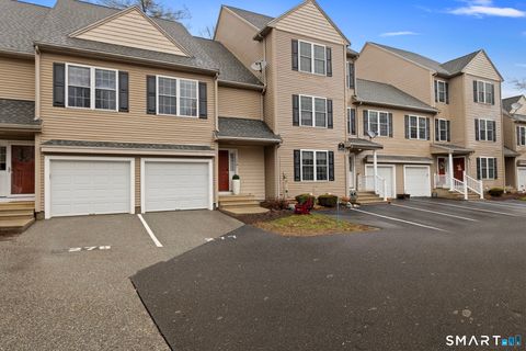 Condo For Sale - 86 Perry Street #277<br/> Putnam, CT 06260