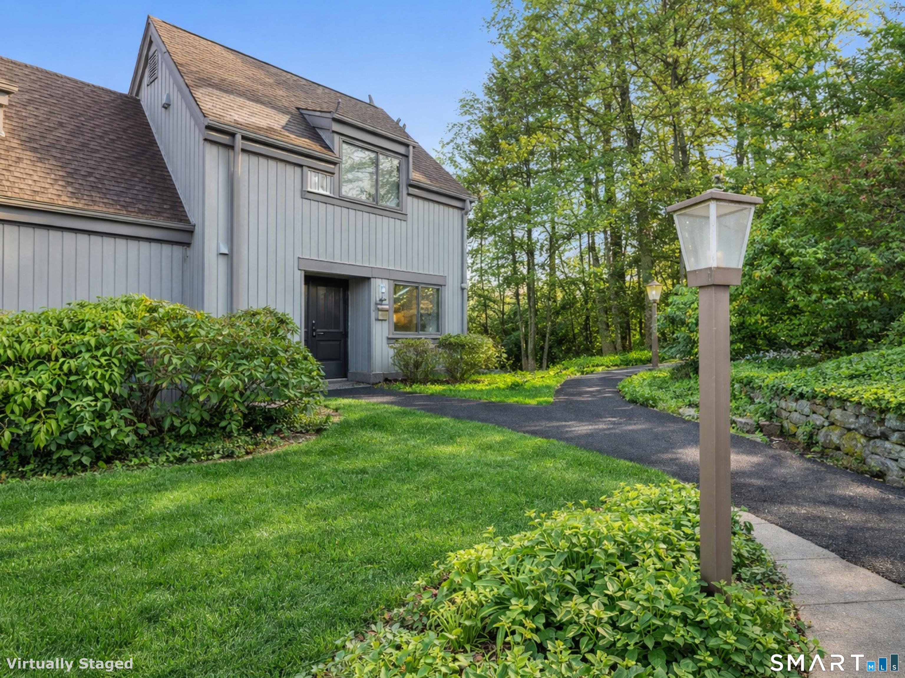 331 Heritage Village E