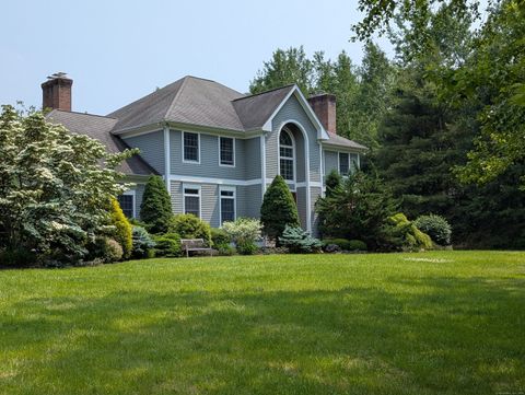 3 Mountaincrest Drive Cheshire CT 06410