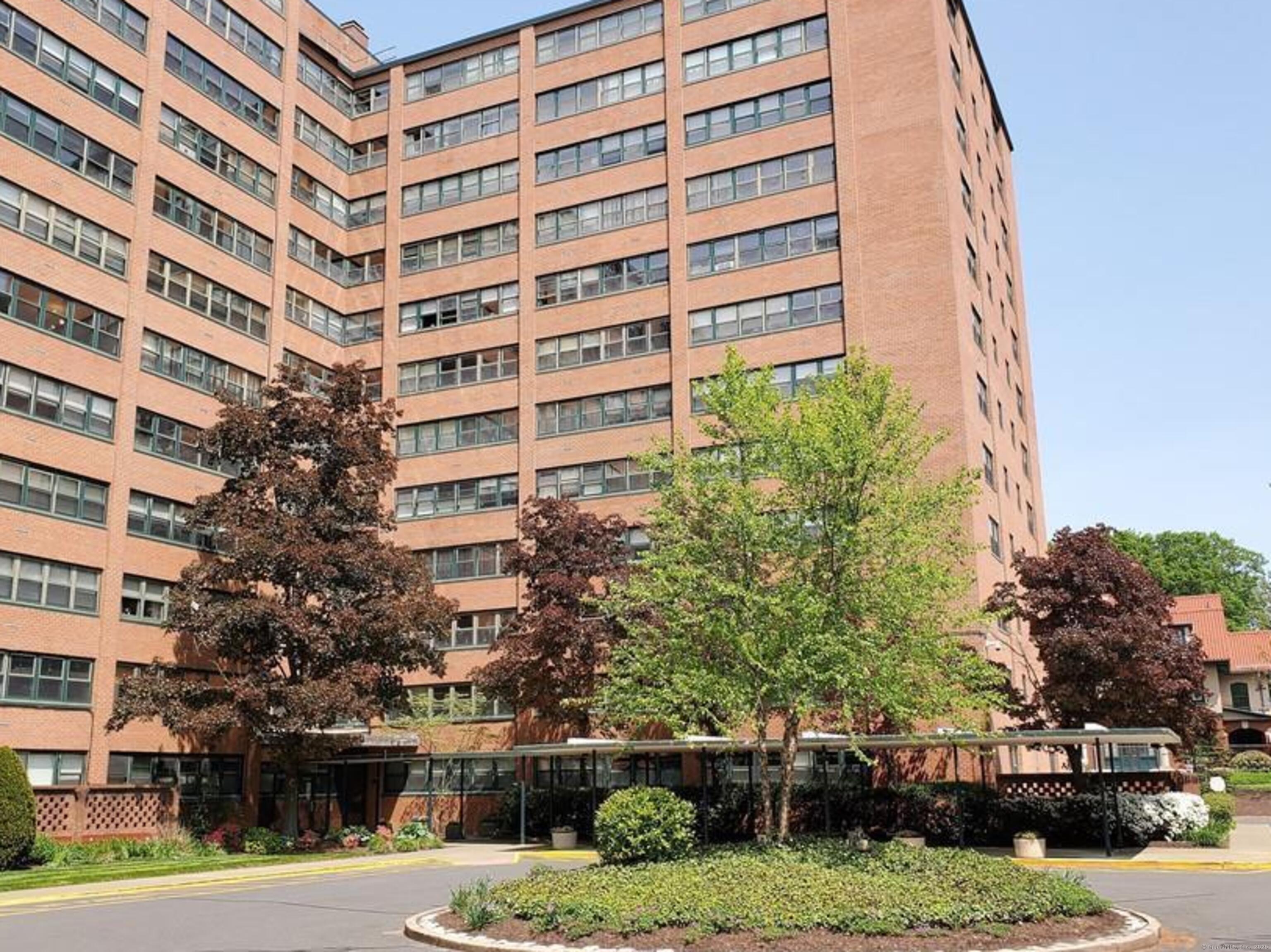 Property for Sale at Woodland Street Apt 8M, Hartford, Connecticut - Bedrooms: 1 
Bathrooms: 1 
Rooms: 3  - $159,000