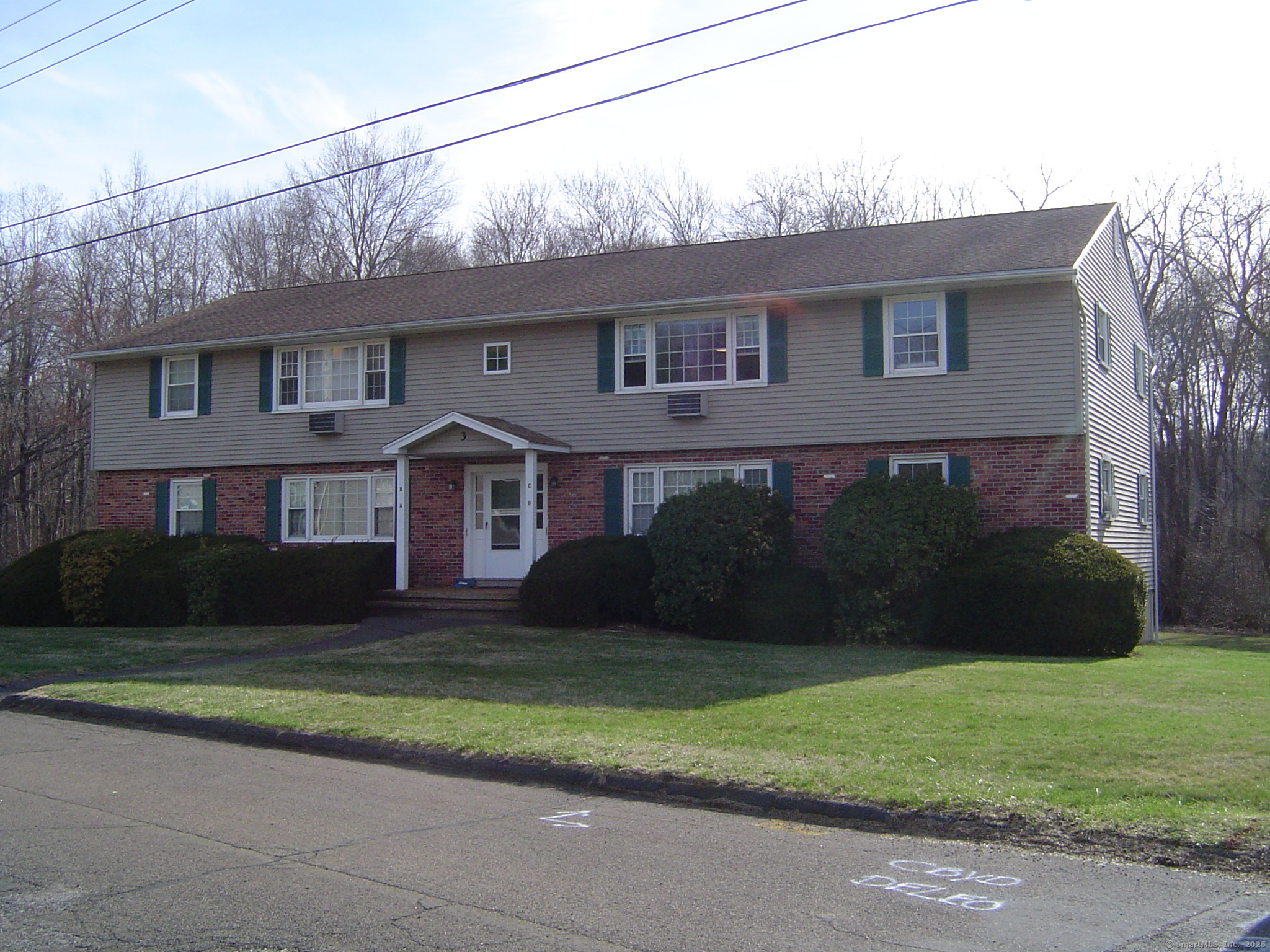 Rental Property at Foxon Road C3, North Branford, Connecticut - Bedrooms: 2 
Bathrooms: 1 
Rooms: 4  - $1,900 MO.