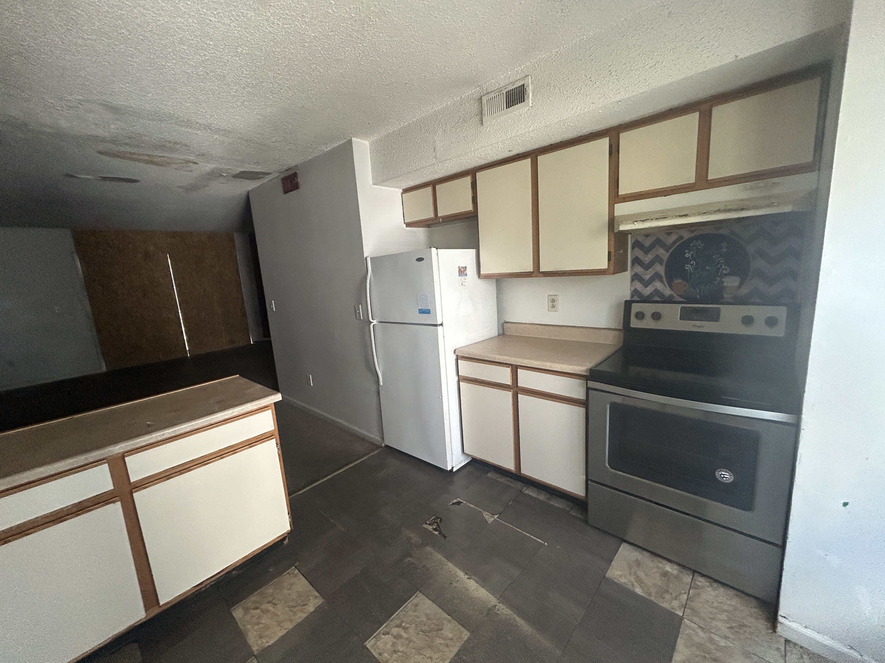 290 Eastern Street 290