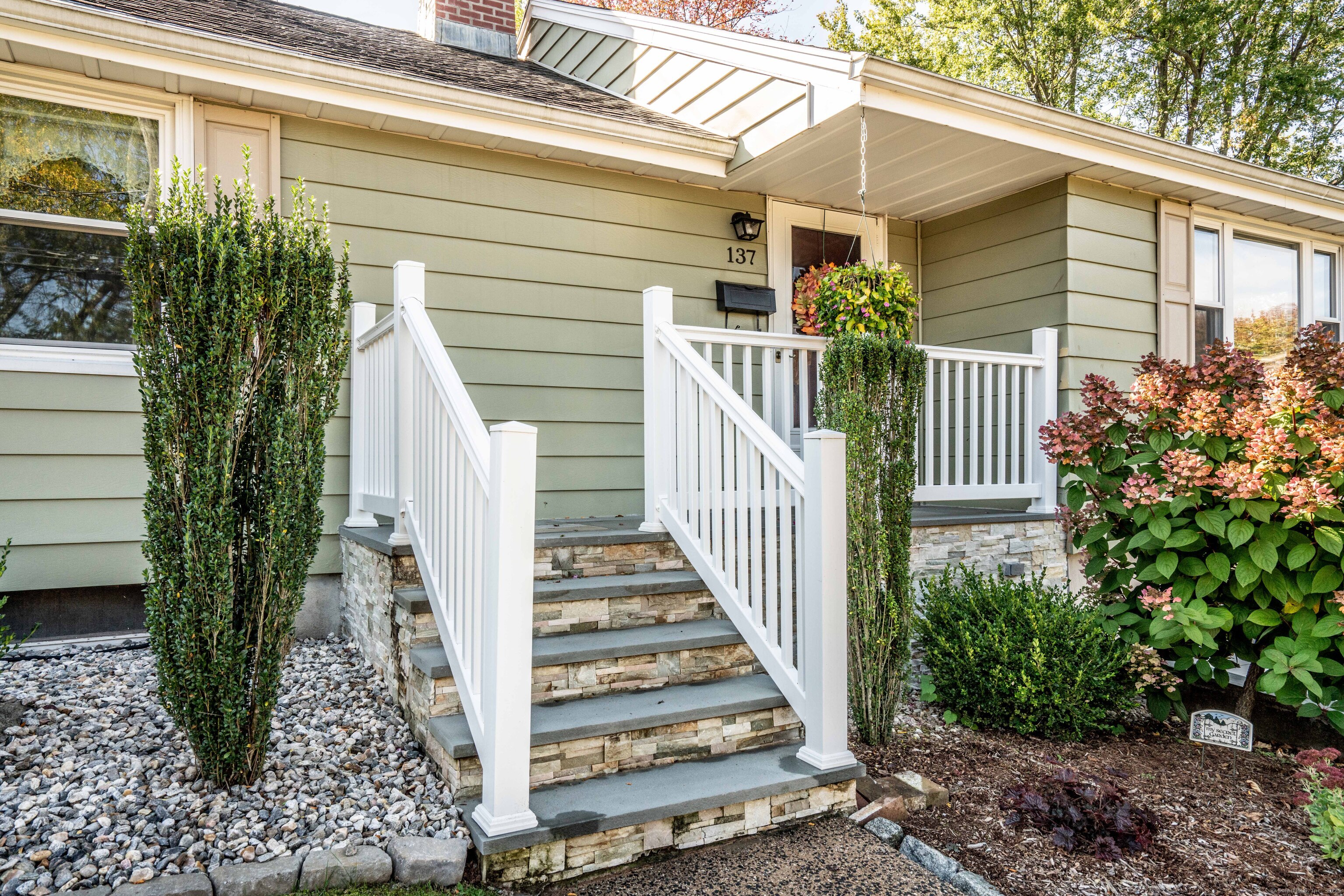 137 Superior Avenue