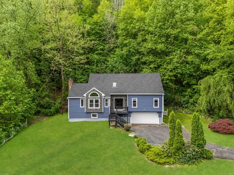 30 Rodia Ridge Road Shelton CT 06484