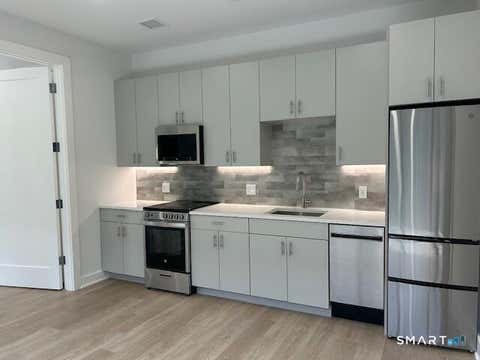 Apartment For Rent - 460A Summer Street #500<br/> Stamford, CT 06901