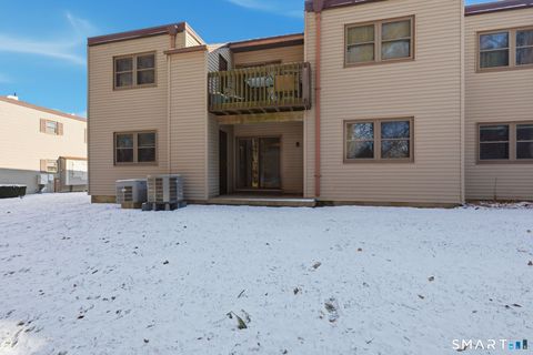 Tiny photo for 808 Twin Circle Drive #808, South Windsor, CT 06074 (MLS # 24144761)