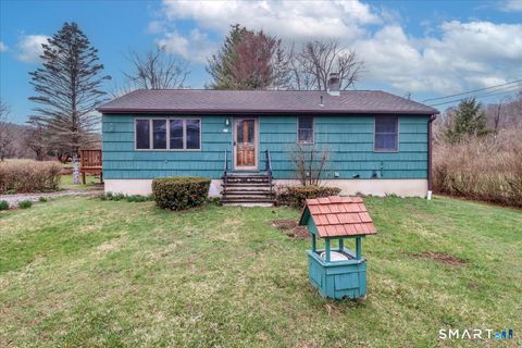 Homes For Sale - 10 Bonnybrook Drive<br/> Litchfield County, New Milford, CT 06776