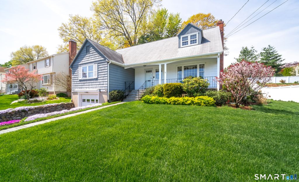 Photo of 105 Midwell Road, Wethersfield, CT 06109 (MLS # 24171015)