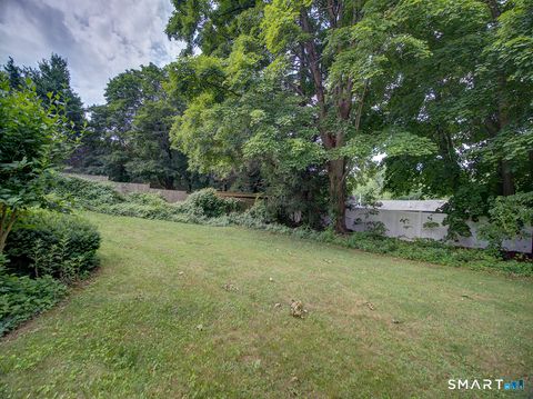 Tiny photo for 373 Broadway, Hamden, CT 06518 (MLS # 24189643)
