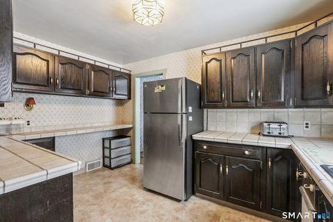 Tiny photo for 31 Valerie Lane, Danbury, CT 06811 (MLS # 24154180)