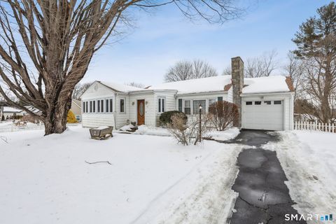 Photo of 31 Valerie Lane, Danbury, CT 06811 (MLS # 24154180)