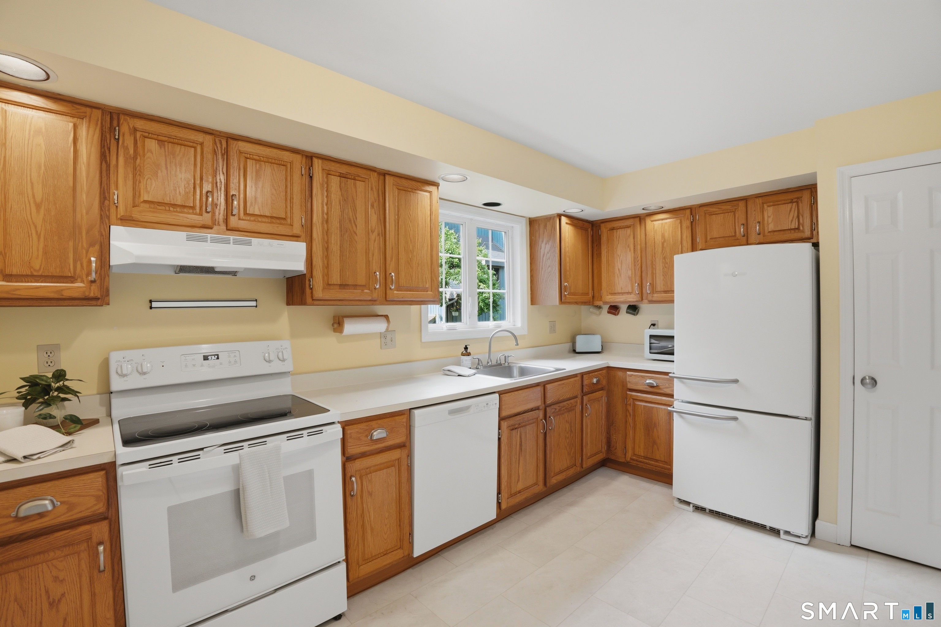 102 Heatherwood Drive 102