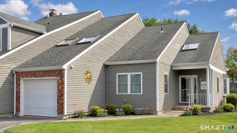 Condo For Sale - 1325 Farmington Avenue #1<br/> Bristol, CT 06010