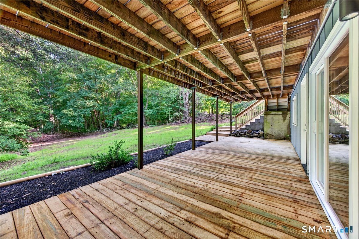 46 Pigeon Swamp Road