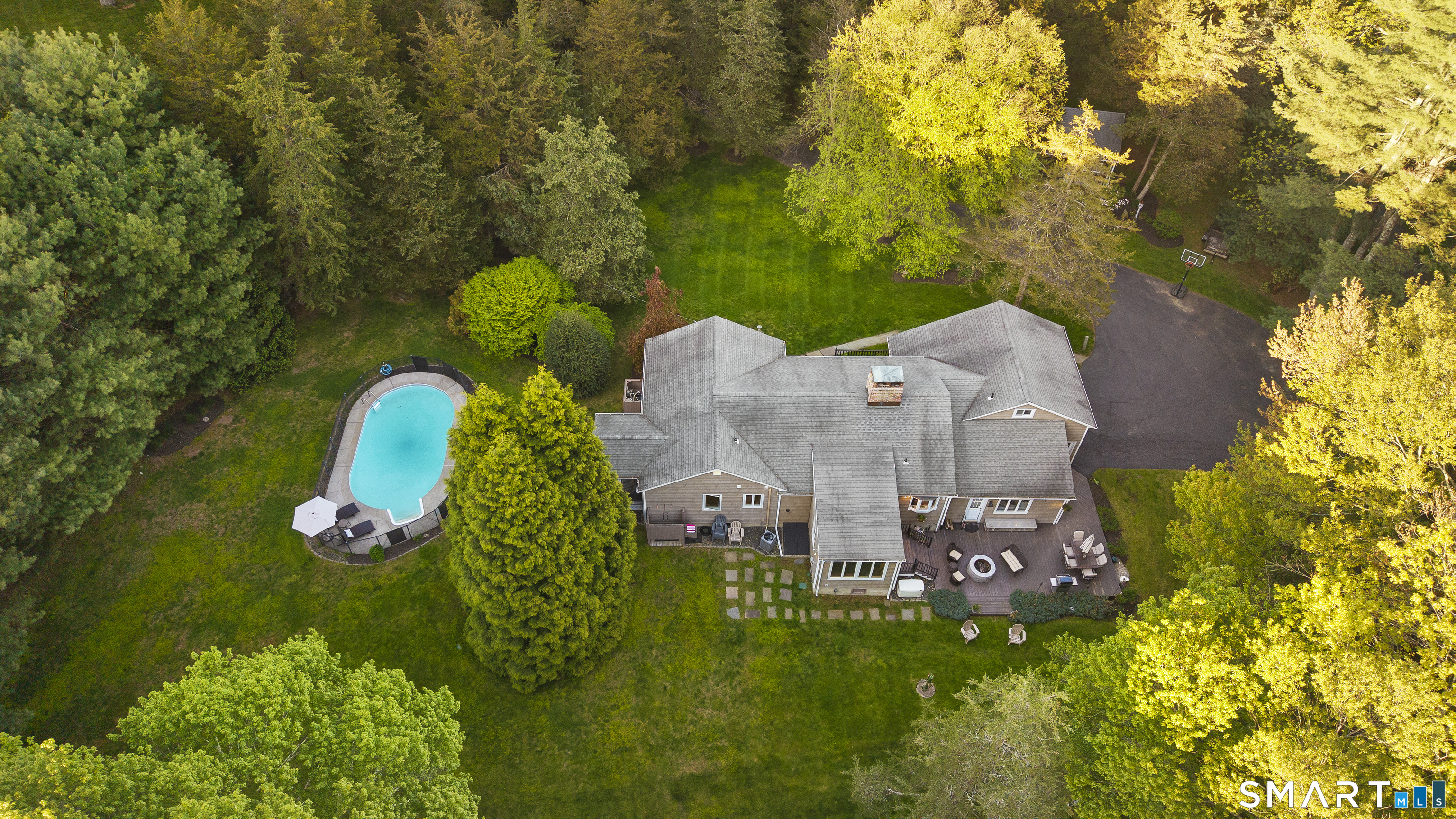 399 North Park Avenue