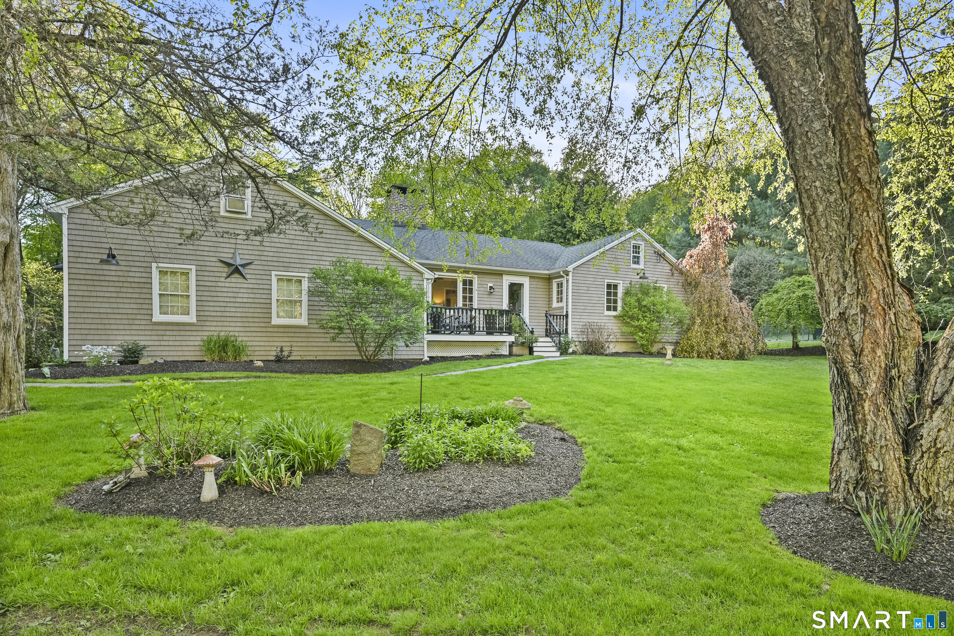 399 North Park Avenue