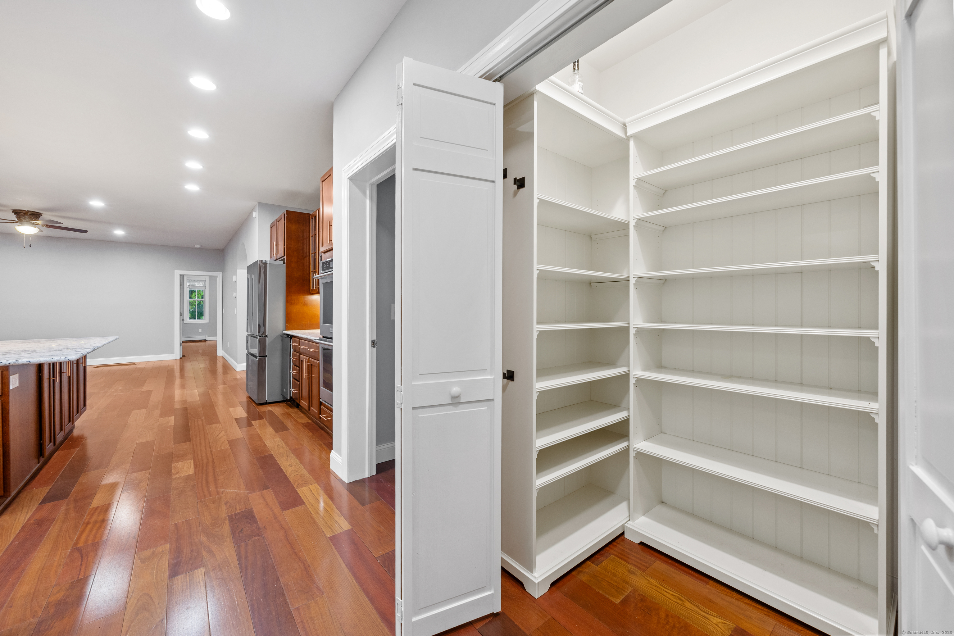 East Haven, Connecticut 06473, United States, 5 Bedrooms Bedrooms, ,5 BathroomsBathrooms,Residential,Active,227616