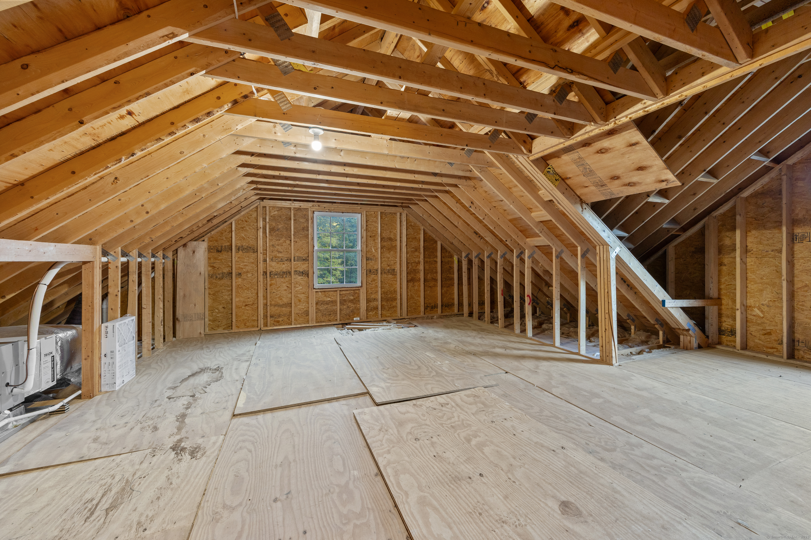 East Haven, Connecticut 06473, United States, 5 Bedrooms Bedrooms, ,5 BathroomsBathrooms,Residential,Active,227616