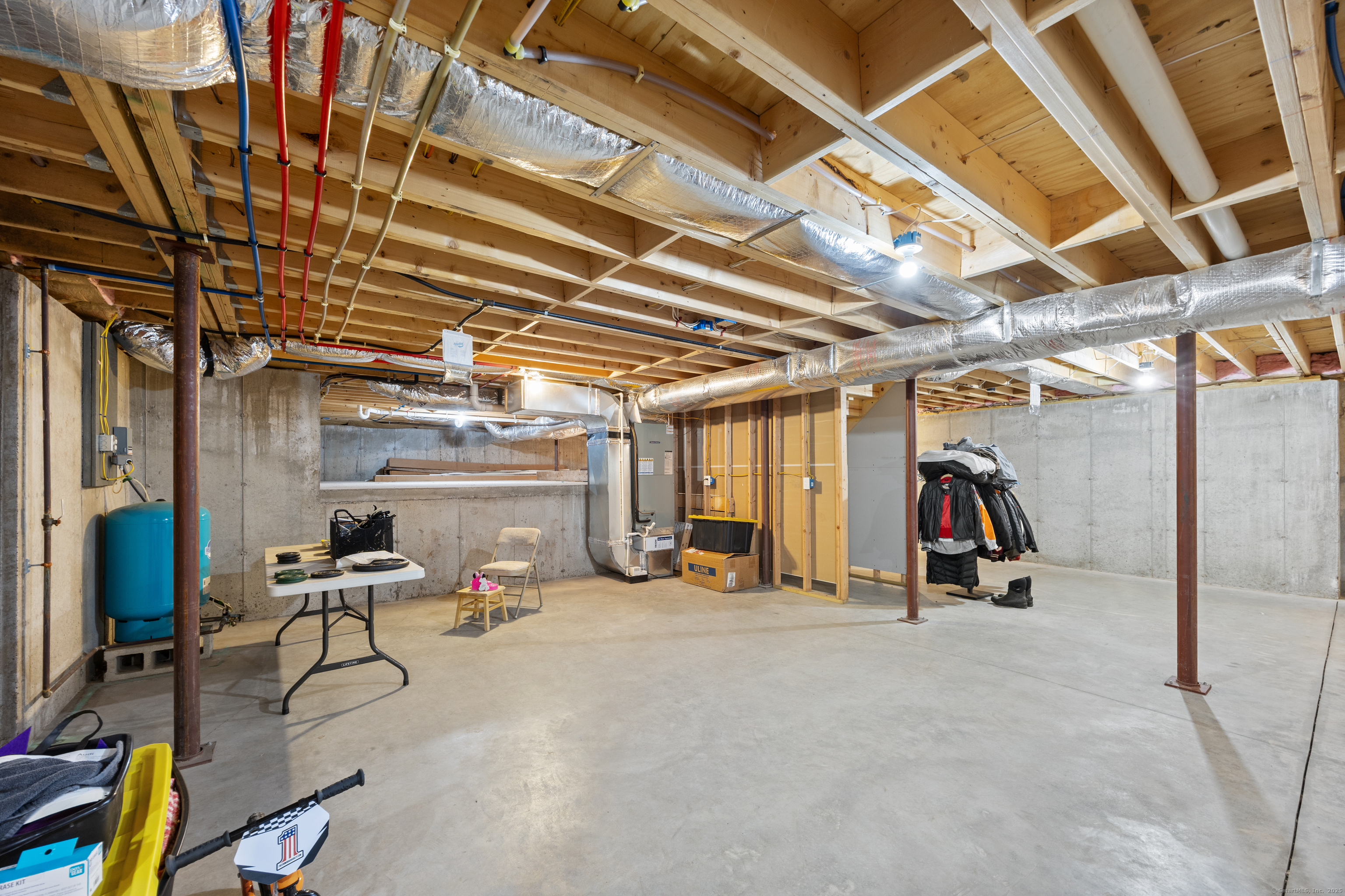 East Haven, Connecticut 06473, United States, 5 Bedrooms Bedrooms, ,5 BathroomsBathrooms,Residential,Active,227616