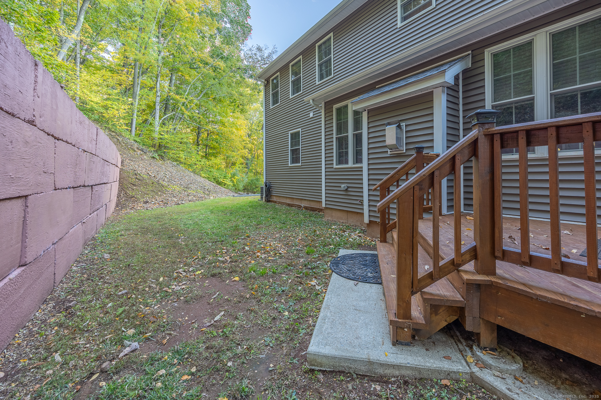 East Haven, Connecticut 06473, United States, 5 Bedrooms Bedrooms, ,5 BathroomsBathrooms,Residential,Active,227616