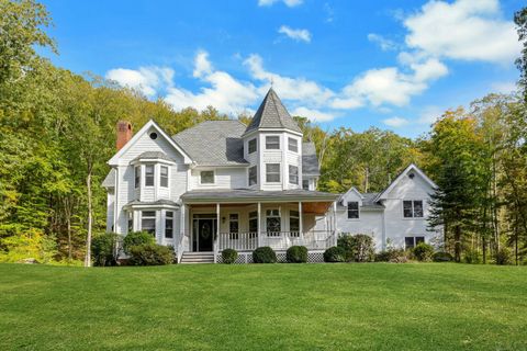 105 Honeysuckle Hill Lane Easton CT 06612