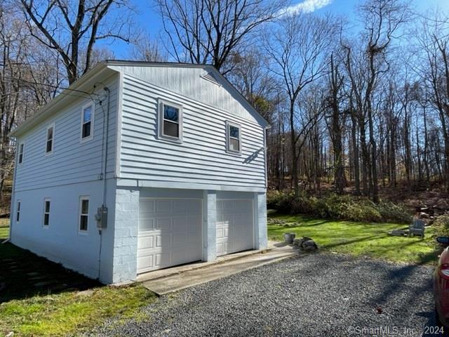 Redding, Connecticut 06896, United States, 2 Bedrooms Bedrooms, ,1 BathroomBathrooms,Residential,Pending,115826