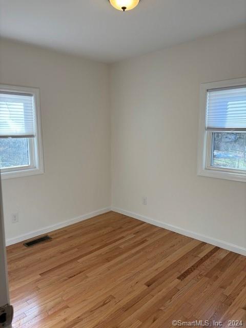 Redding, Connecticut 06896, United States, 2 Bedrooms Bedrooms, ,1 BathroomBathrooms,Residential,Pending,115826