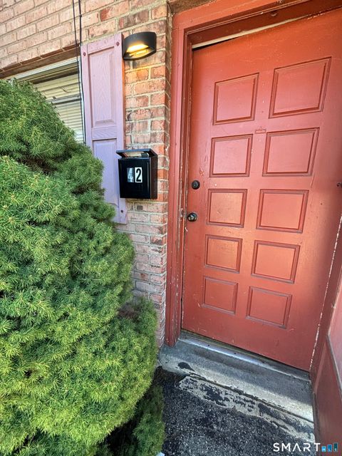 Photo of 89-91 Jetland Place #42, Bridgeport, CT 06605 (MLS # 24169405)