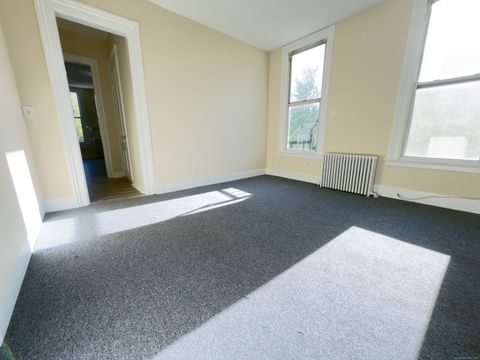 Tiny photo for 590 East Street #2, New Haven, CT 06511 (MLS # 24134480)