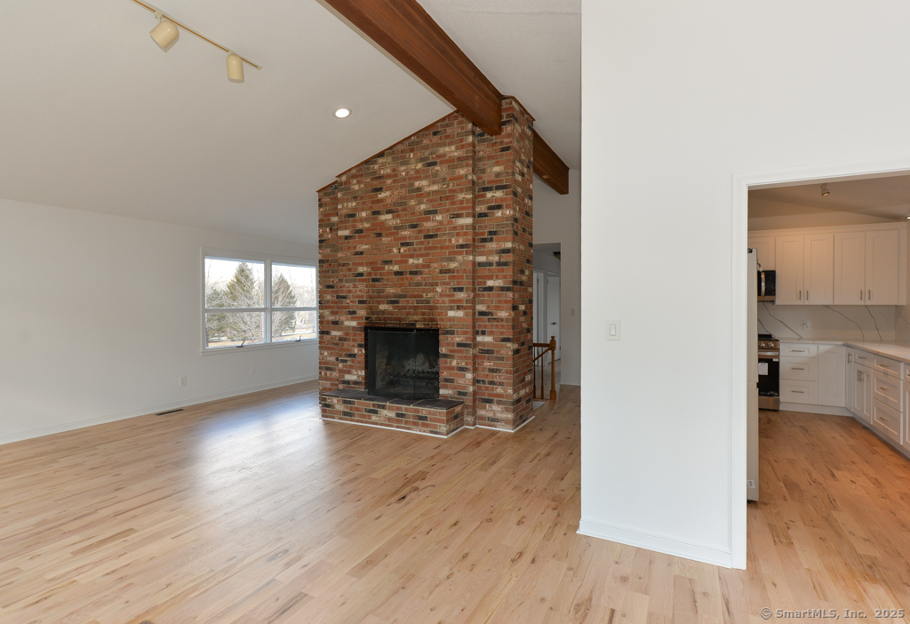 1635 Kettletown Road, Southbury, Connecticut image 8