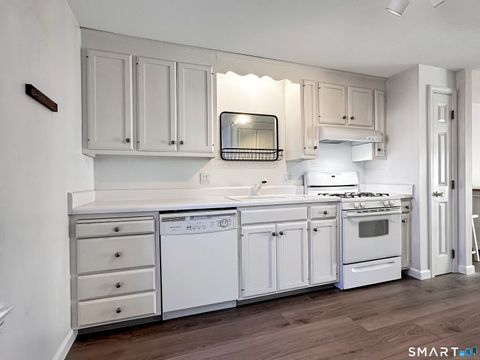 Tiny photo for 37 Hubbard Run Drive #37, Glastonbury, CT 06033 (MLS # 24155393)