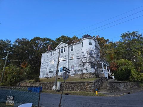 Multifamily For Rent - 197 Chestnut Avenue #2ND FLOOR<br/> Waterbury, CT 06710