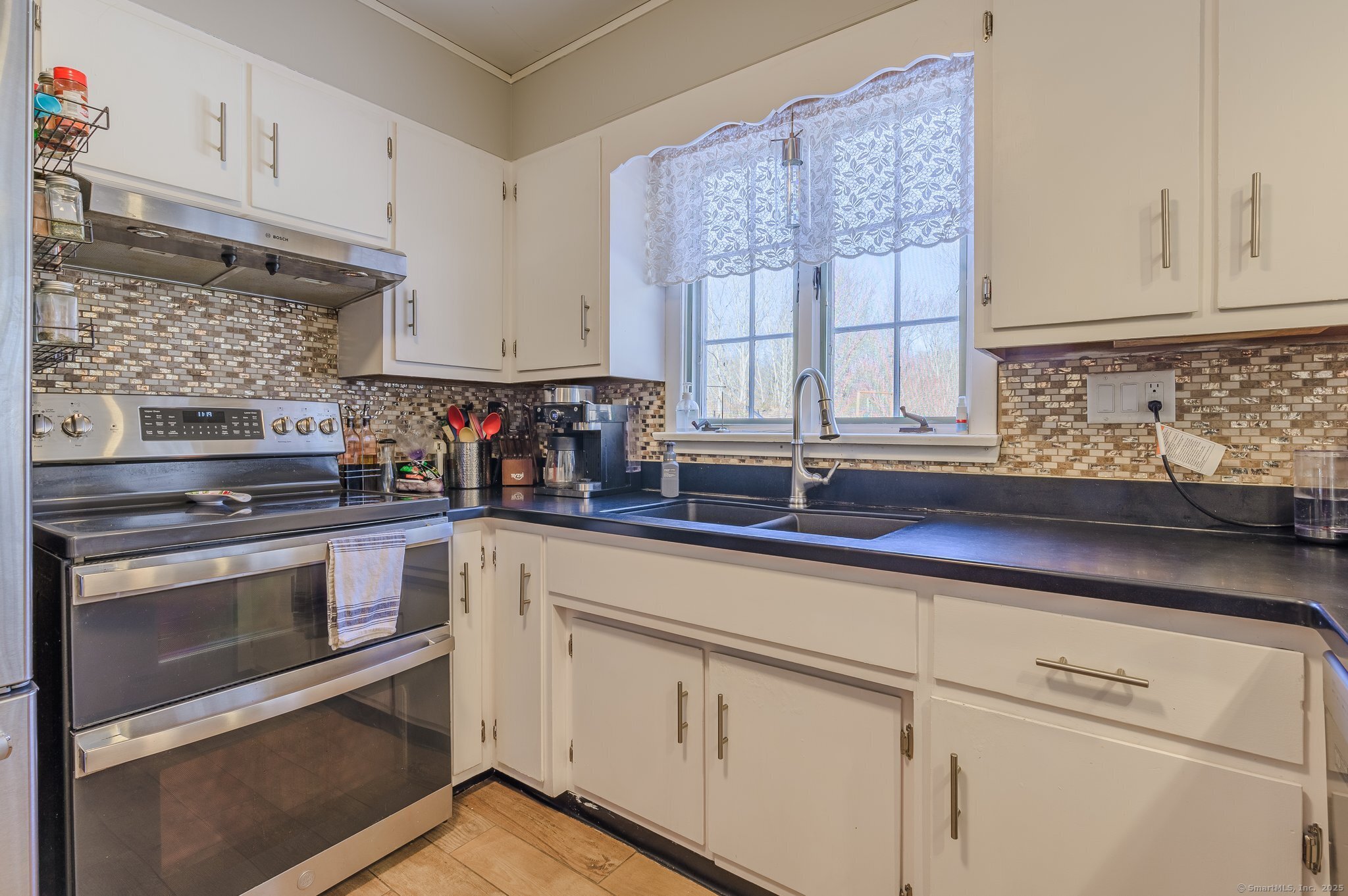 104 Grove Avenue, Groton, Connecticut image 11