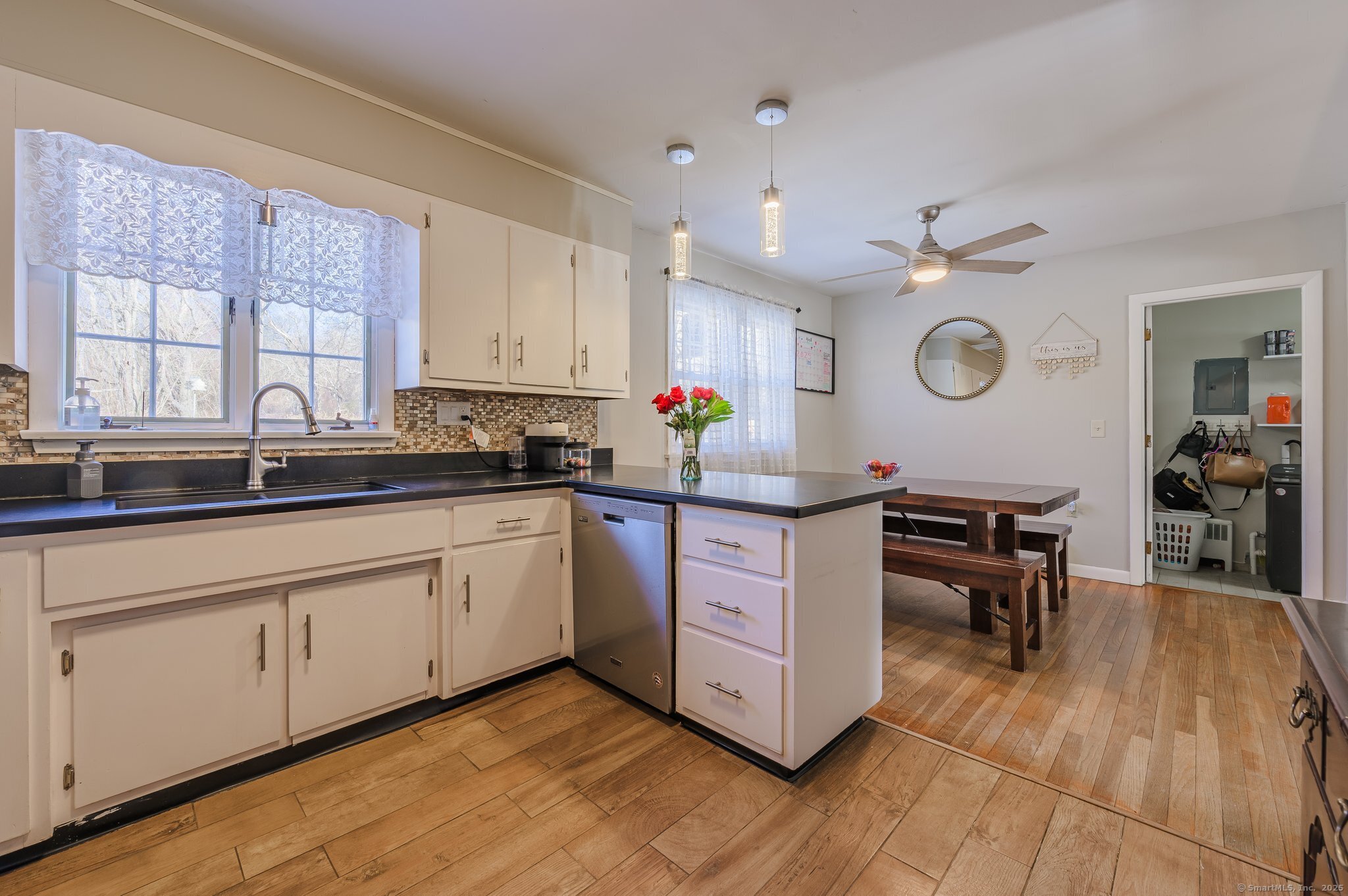 104 Grove Avenue, Groton, Connecticut image 12